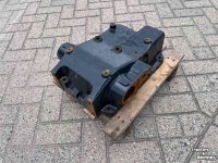 Diverse nieuwe onderdelen New Holland Huis  5171219