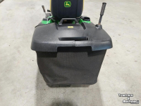 Zitmaaier John Deere X 155R