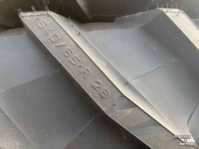 Wielen, Banden, Velgen & Afstandsringen Trelleborg 650/65R38  540/65R28 TM800 nieuw op 8-gaats velgen