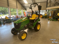 Smalspoor tractor John Deere 2026R