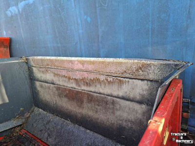Blokkendoseerwagen Trioliet Multifeed blokkenwagen