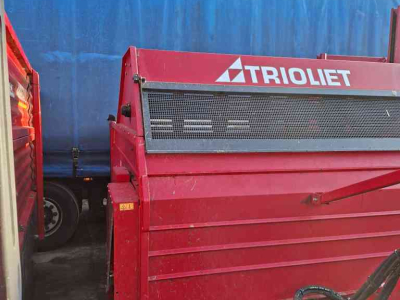 Blokkendoseerwagen Trioliet Multifeed blokkenwagen