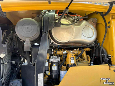 Shovel / Wiellader / Kniklader Caterpillar 938 M