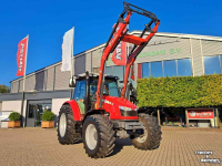 Tractor / Trekker Massey Ferguson 5611 Dyna-4