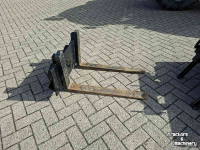 Schranklader / Skid Steer Lader Sherpa 100