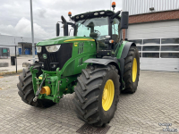 Tractor / Trekker John Deere 6215R