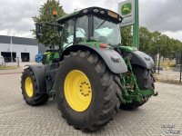 Tractor / Trekker John Deere 6215R