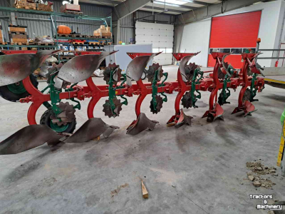 Ploegen Kverneland KKEO-100-300 ploeg