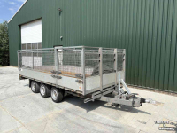 Auto-aanhangwagen t/m 3500 Kg  3 asser tridem kipper
