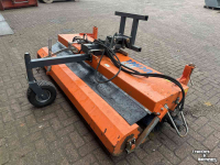 Veegmachine Tuchel Veegmachine / Veegbezem / Rolbezem