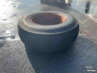 Wielen, Banden, Velgen & Afstandsringen  10.0/75-15 band met velg