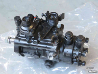 Tractor / Trekker Versatile Brandstofpomp NewH /Versatile 9030E  /9030V Parts nr:87801507R