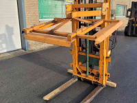 Hefmast & Mini heftruck Sicma Hefmast met kistenklem