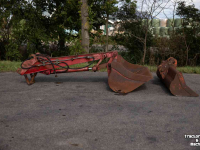 Verlenggieken  Verlenggiek CW10 met grondbak en baggerbak