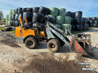 Shovel / Wiellader / Kniklader Giant V451T Kniklader
