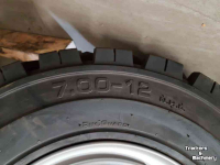Overige transport- en industriemachines en toebehoren Manitou 2 sets luchtbanden 7.00-12 & 12.5/80 R18