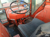 Tractor / Trekker Renault 551