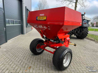 Kunstmeststrooier Kuhn Kunstmeststrooier C ZSB