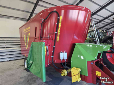 Voermengwagen Vertikaal Strautmann Voerwagen