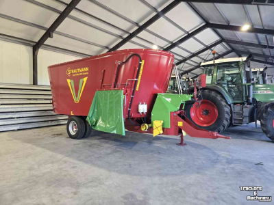 Voermengwagen Vertikaal Strautmann Voerwagen