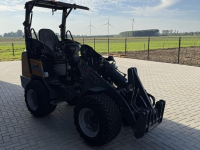 Tractor / Trekker Giant G2300extra