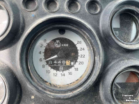 Oldtimers Ford 8210 gen2