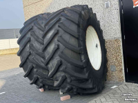 Wielen, Banden, Velgen & Afstandsringen Trelleborg Set TM900  800/70R38 op velg asgat 280/335/10gaats  48mm
