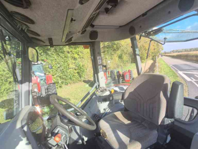 Tractor / Trekker Massey Ferguson 4235 Dyna-Shift