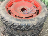 Wielen, Banden, Velgen & Afstandsringen  300/95R46