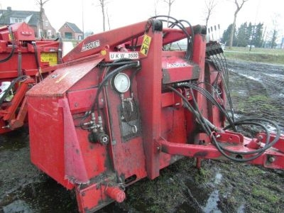 Voeruitkuilbak Trioliet UKW 3500