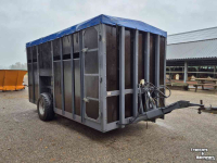 Overige landbouwtransportmachines en toebehoren  Veewagen 4x2m hydraulisch zakken heffen