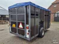 Overige landbouwtransportmachines en toebehoren  Veewagen 4x2m hydraulisch zakken heffen