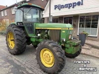 Tractor / Trekker John Deere 4230