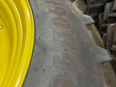 Wielen, Banden, Velgen & Afstandsringen  380/90R46  &  380/85R30
