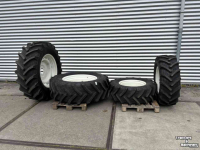Wielen, Banden, Velgen & Afstandsringen BKT Agrimax Banden 480/70R34 en 380/70R24 Verstelbare Velgen