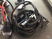 Diverse nieuwe onderdelen  Isobus ITH kabel