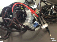 Diverse nieuwe onderdelen  Isobus ITH kabel