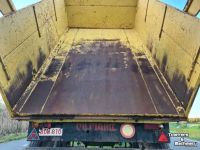 Kipper / Kiepwagen / Landbouwkipper Agromet T046 tandemas kipper in goede staat