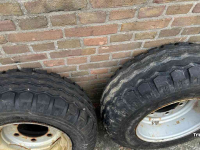 Wielen, Banden, Velgen & Afstandsringen BKT 10.0/75R15.3 80%
