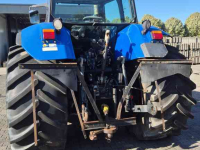 Tractor / Trekker New Holland TVT 145 Met Fronthef, Motor defect