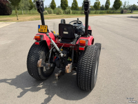 Smalspoor tractor Shibaura ST333H Hydrostaat