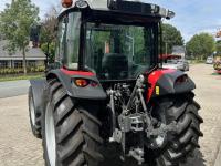 Tractor / Trekker Massey Ferguson 4710 Essential Tractor Nieuw