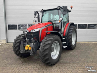 Tractor / Trekker Massey Ferguson 5M.125
