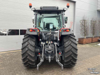 Tractor / Trekker Massey Ferguson 5M.125