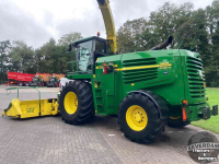 Veldhakselaar John Deere 7400 Pro Drive