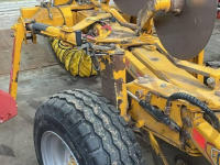 Ploegen  Optimus 4schaar ploeg
