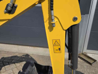 Mini-graver / Mini-graafmachine New Holland E12D