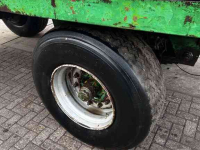 Vierwielige wagen / Landbouwwagen  VIERWIELIGE BANDENWAGEN / LANDBOUWWAGEN