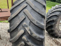 Wielen, Banden, Velgen & Afstandsringen Alliance Alliance 800/65R32
