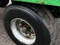 Vierwielige wagen / Landbouwwagen  Onbekend VIERWIELIGE BANDENWAGEN